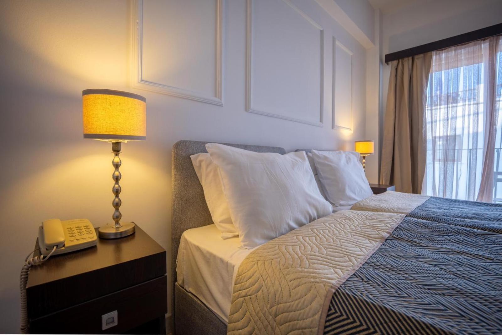 Kyrenia British Harbour Hotel Eksteriør billede