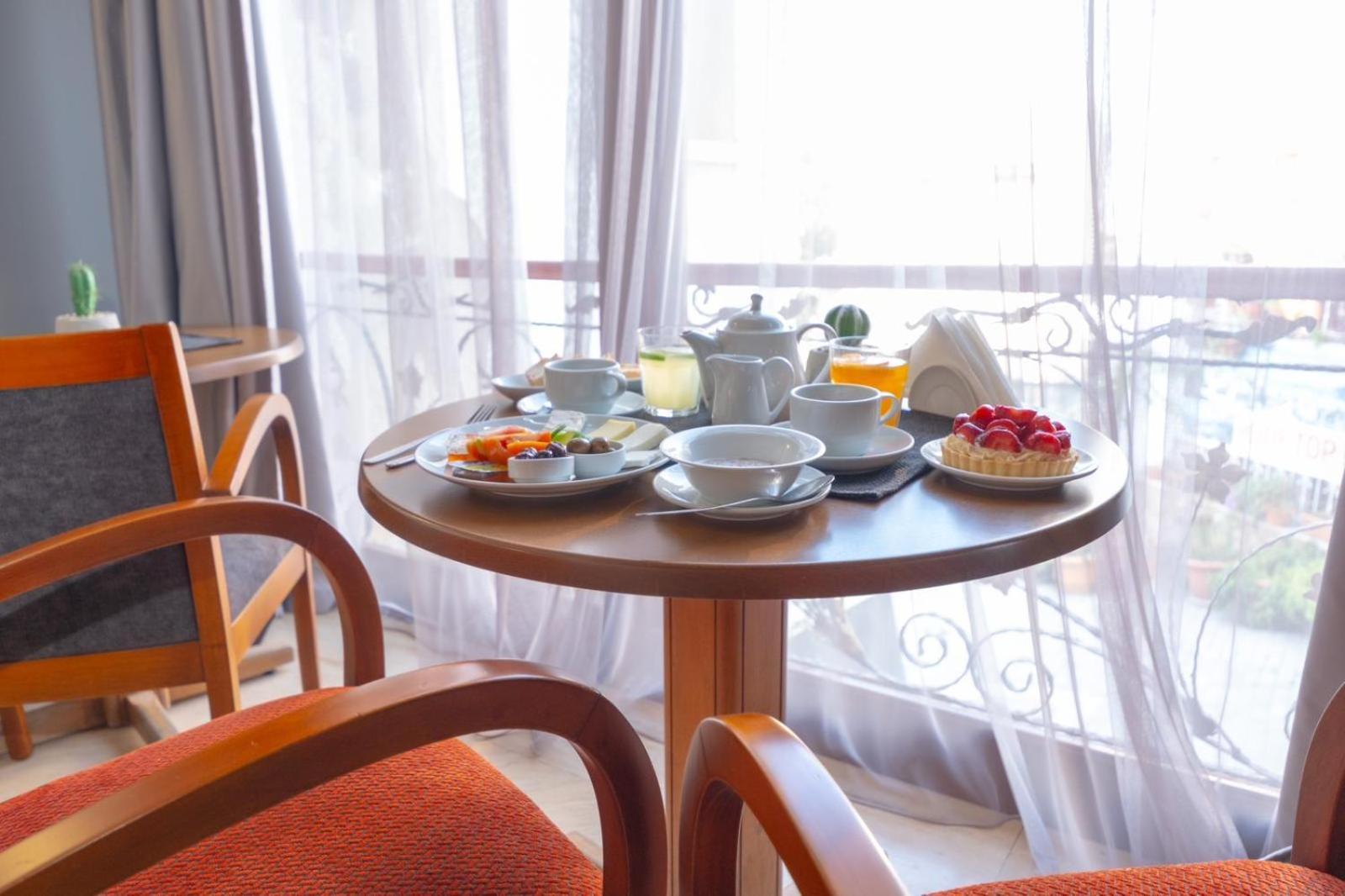 Kyrenia British Harbour Hotel Eksteriør billede