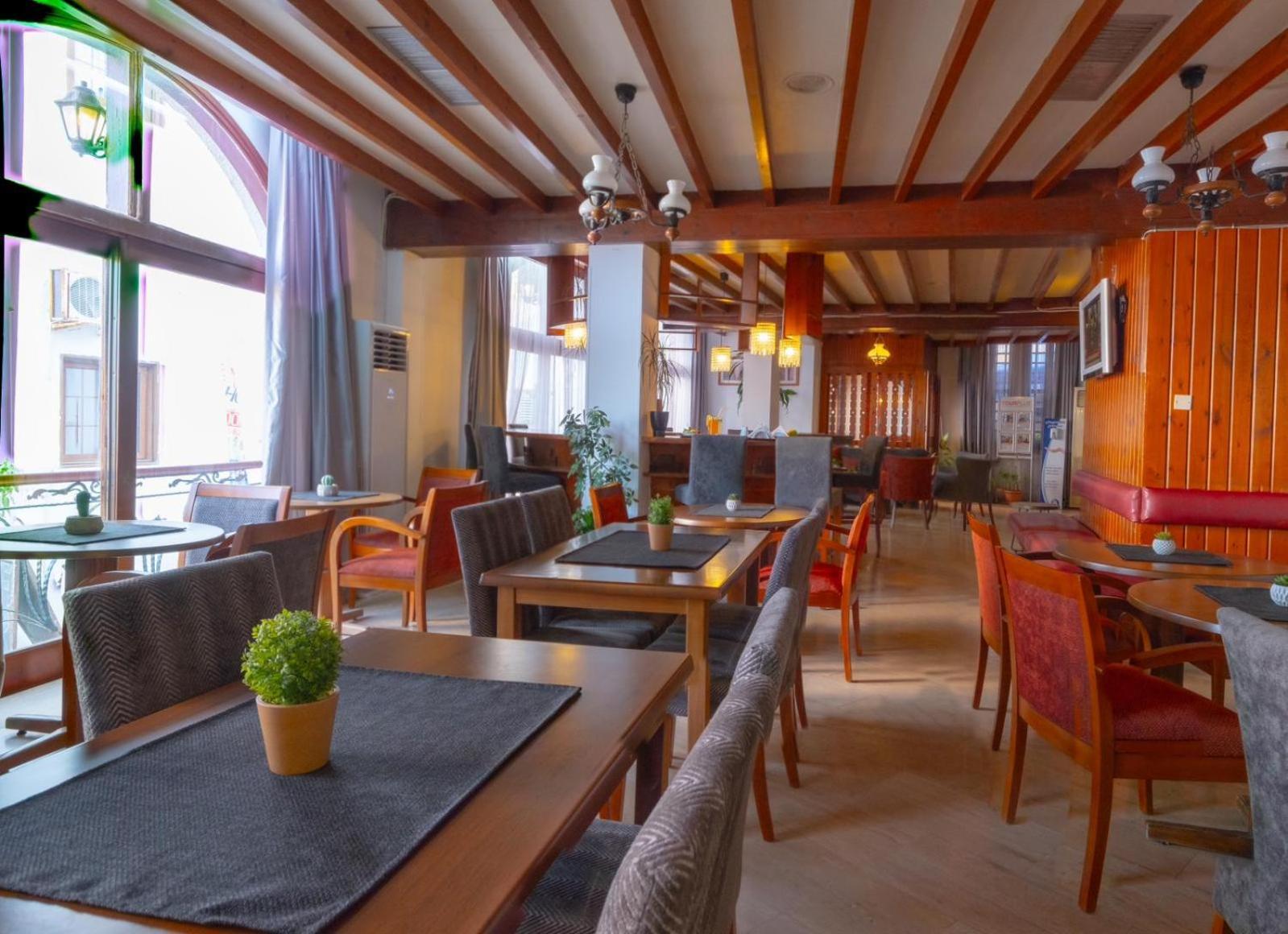 Kyrenia British Harbour Hotel Eksteriør billede