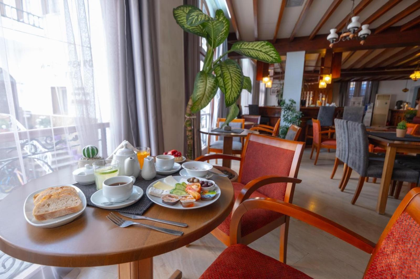 Kyrenia British Harbour Hotel Eksteriør billede